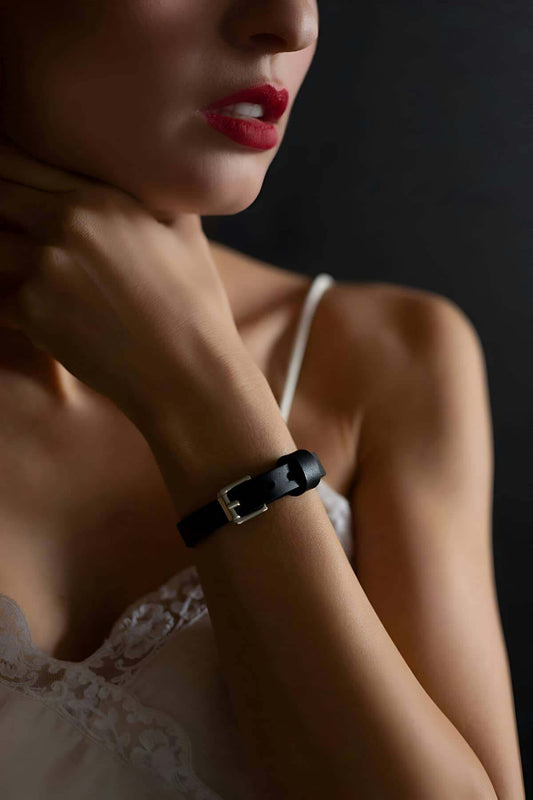 Leather Bracelet, Stylish 1 cm Leather Bracelet