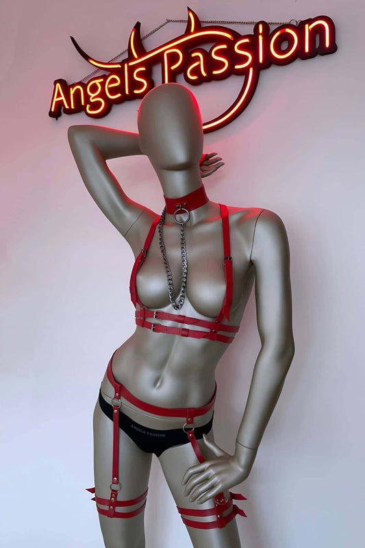 Stylish Leather Harness Garter Set with Collar Detail