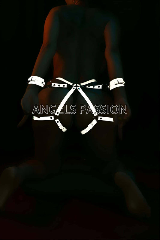 White Reflective Butt Cuffed Harness