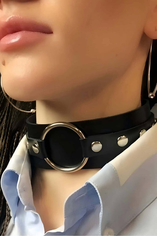 Ring Detailed Adjustable Wide Ribbon Stylish Leather Choker Neck Accessory