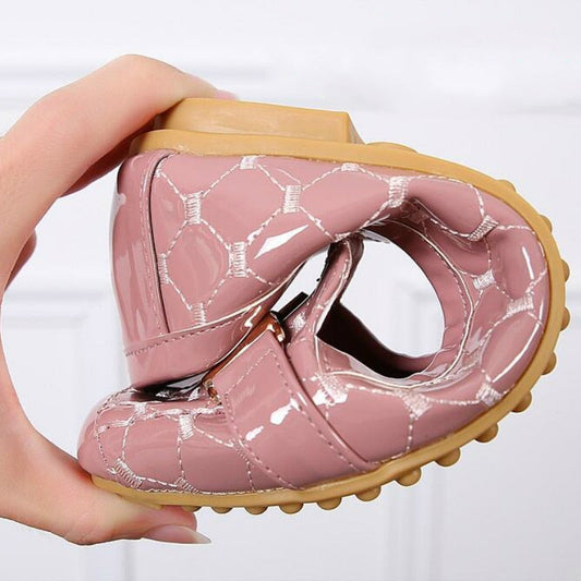 Chic In The City Flat Shoes