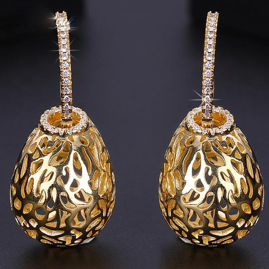 Luxury Hollow Drops Dangle Copper Alloy Woman Earrings
