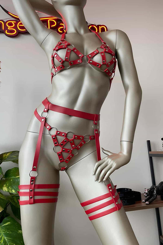 Red Leather Bd23Xl Fantasy Garter Set
