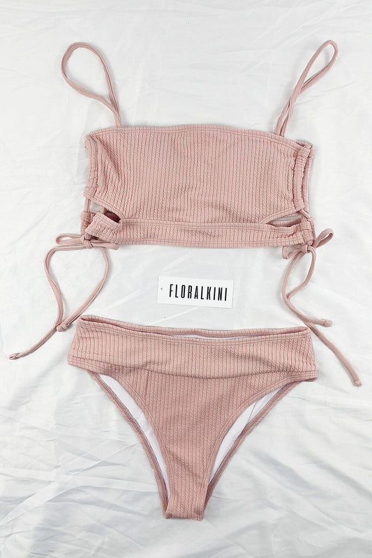 Minimalist Strappy Swimsuit – Sun-Kissed